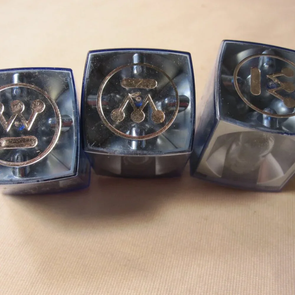 vintage Westinghouse Flash Cubes 3-pack- complete, short box, unburnt